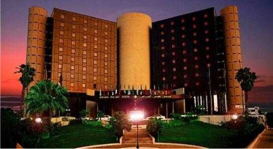 "دور للضيافة" تبرم اتفاقاً مع " الأهلي" للاستحوذ على نصف حصص فندق قصر الرياض