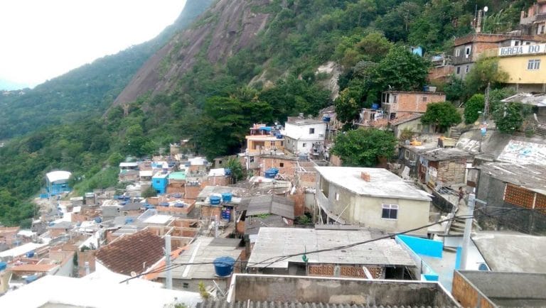 عشوائيات البرازيل