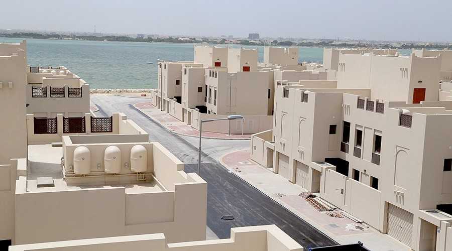الصندوق السُّعودي للتنمية يوقع عقوداً لبناء 1265 وحدة سكنية بمشروع الرملي الإسكاني بالبحرين