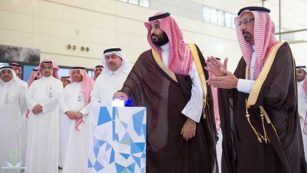 الأمير محمد بن سلمان يدشن ويضع حجر أساس أول مفاعل أبحاث نووي ومصنع لهياكل الطائرات