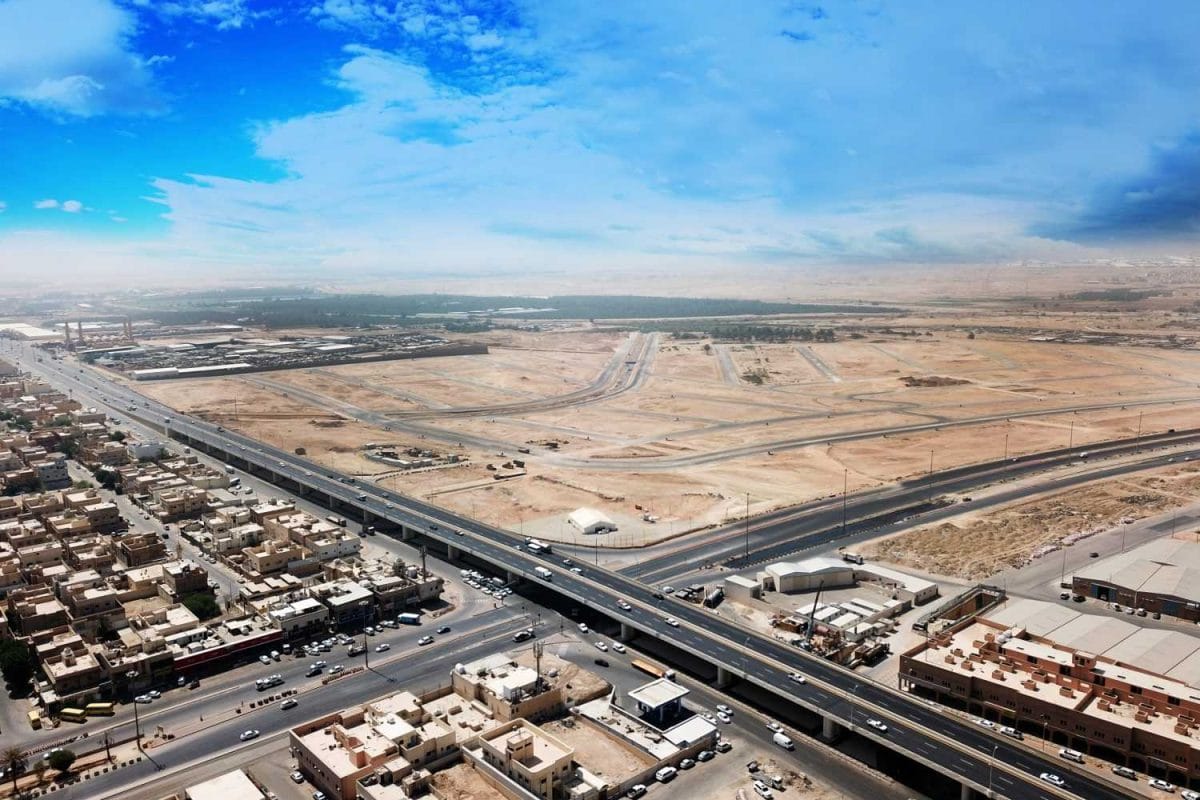 قطع أراضي سكنية وتجارية