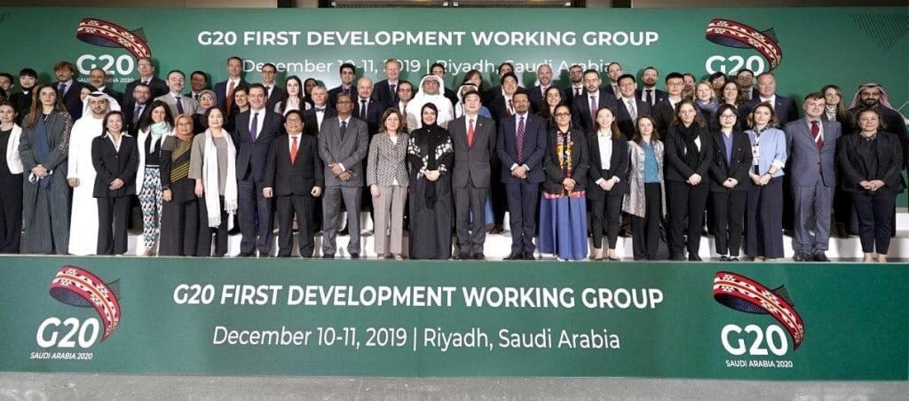 قمة العشرين - تمويل مشاريع