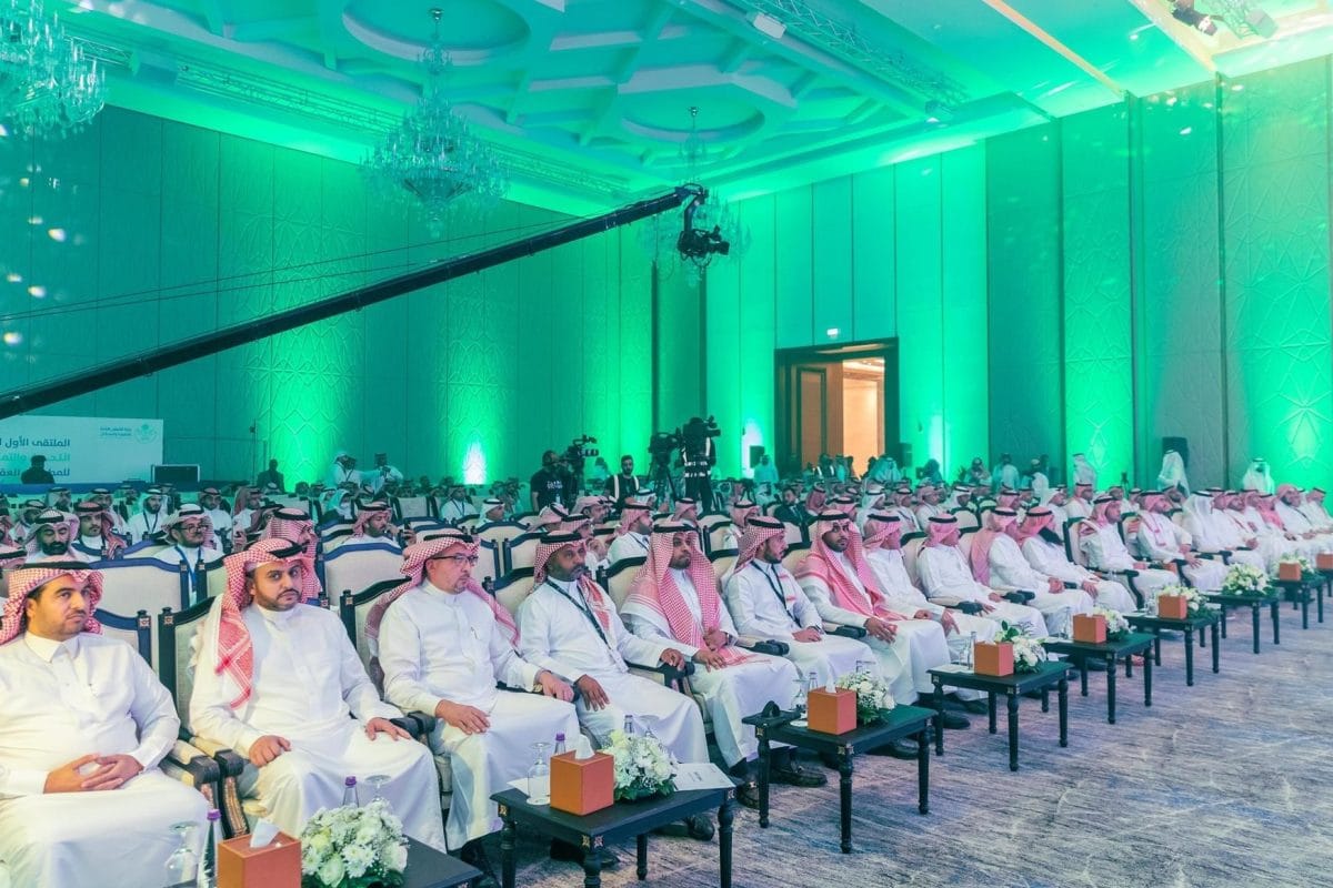 الحقيل يكرم 49 مطوراص عقارايا