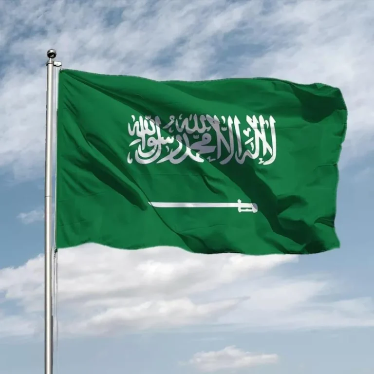 العلم السعودي